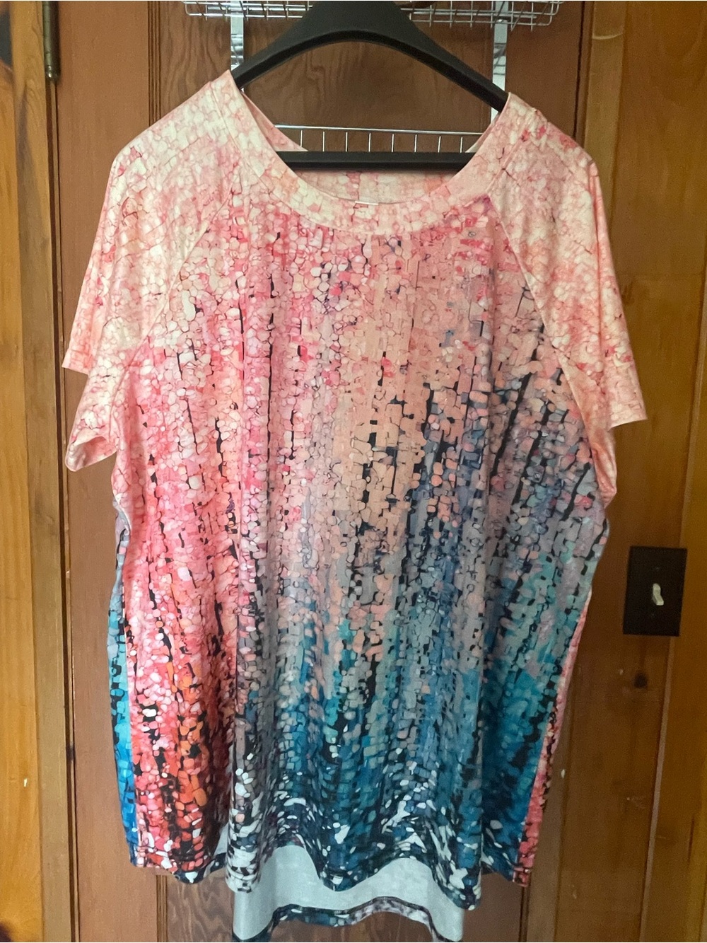 Women’s Ombre Pink to Blue Short Sleeve Top